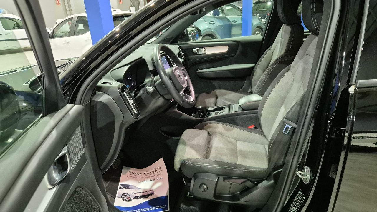 Volvo XC40 2.0 B3 G Core Auto - Foto 2