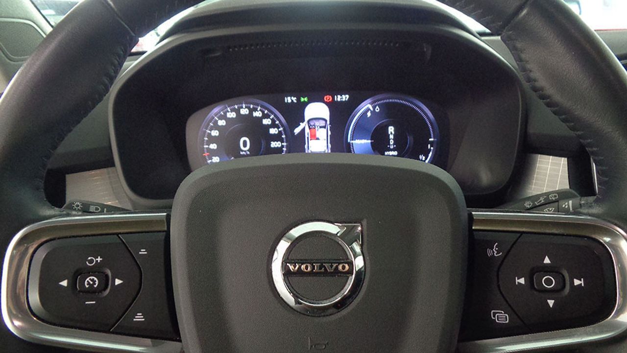 Volvo XC40 1.5 R DESIGN 2WD EXPRESSION HYBRID 260CV - Foto 2