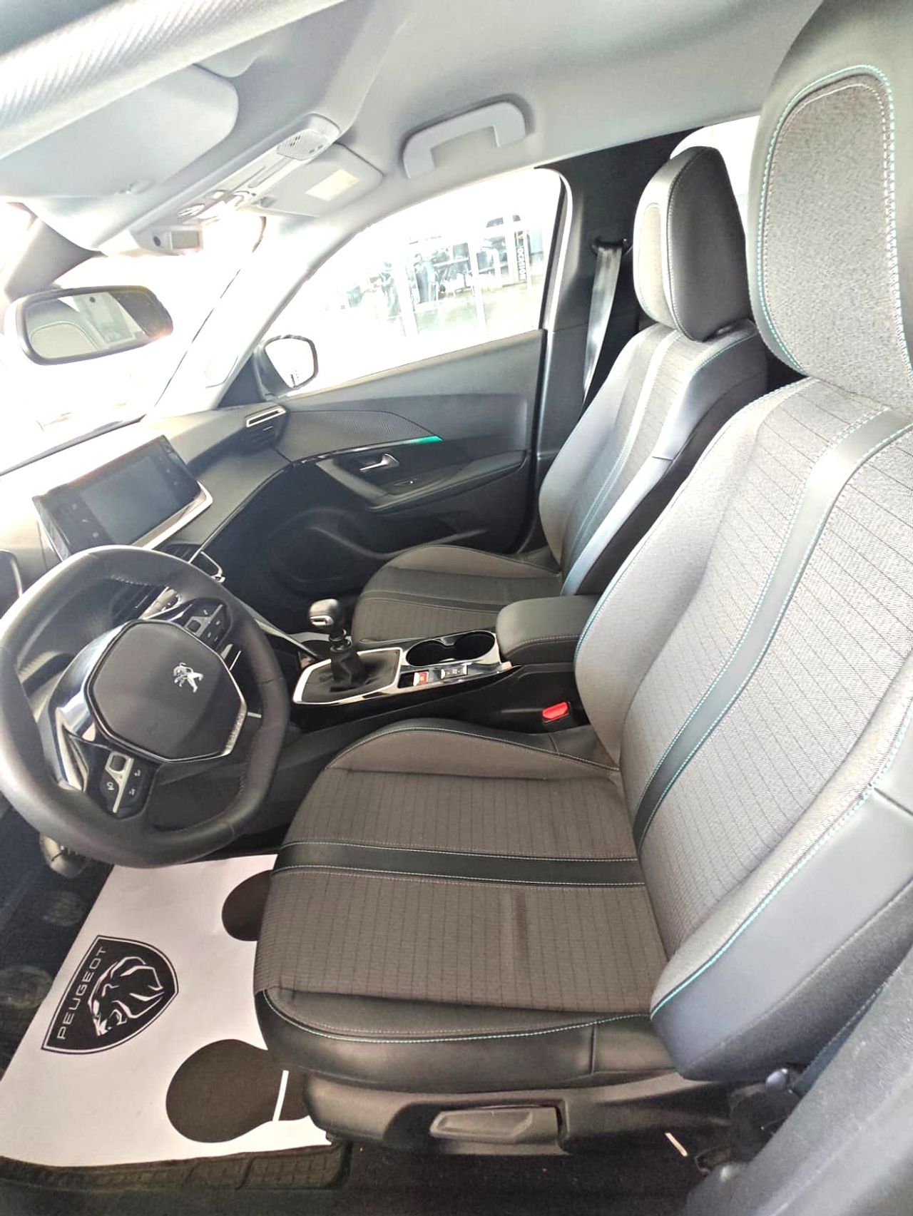 Peugeot 2008 Allure 130CV - Foto 2