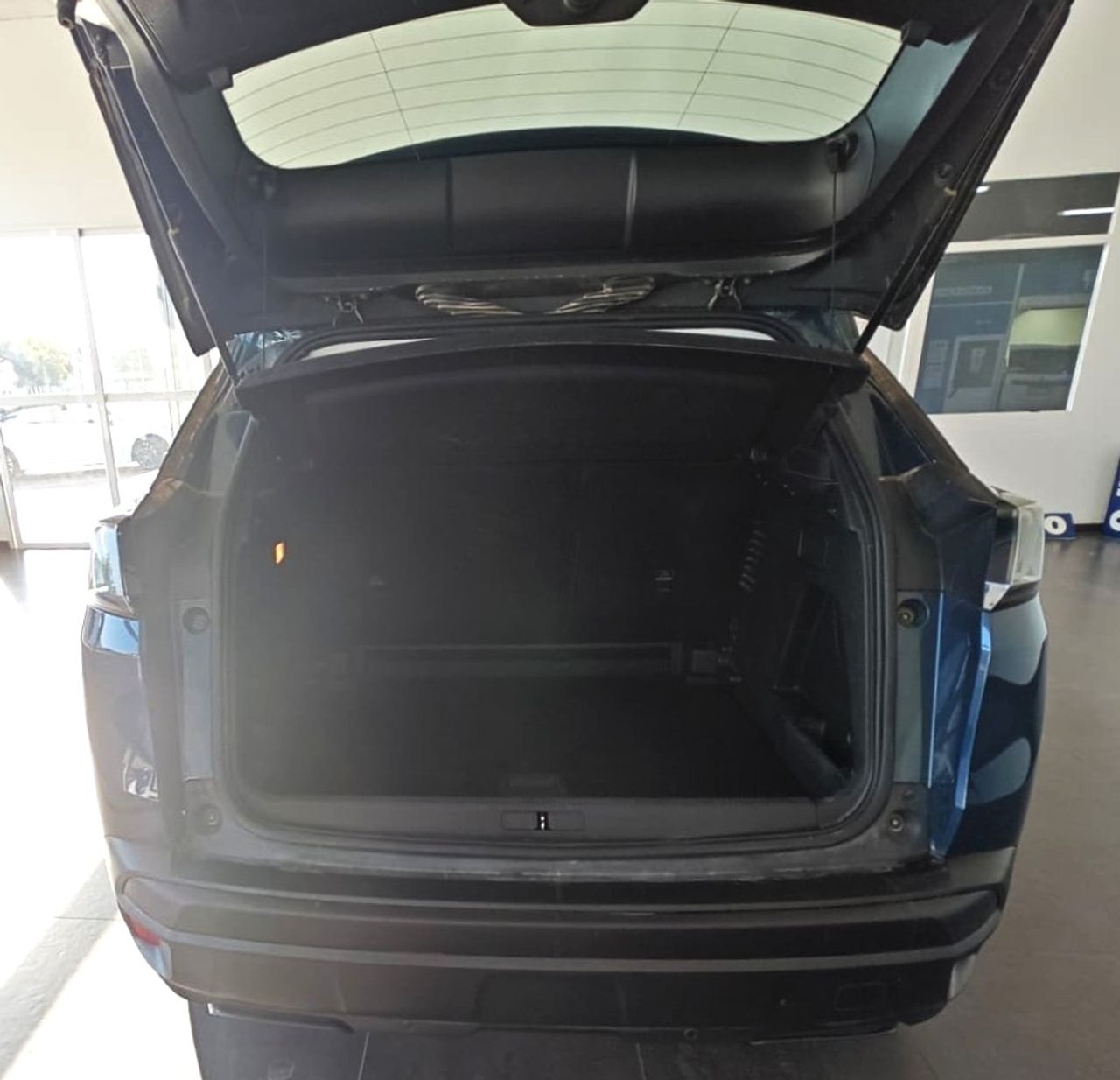 Peugeot 3008 BlueHDi 130CV Active Pack - Foto 2