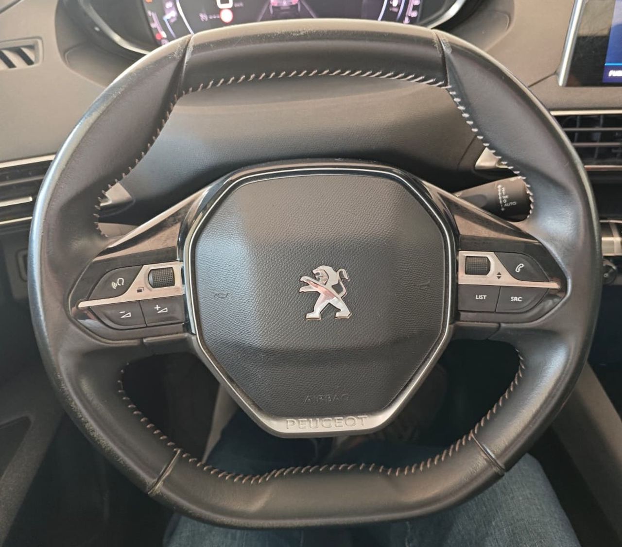 Peugeot 3008 BlueHDi 130CV Active Pack - Foto 2