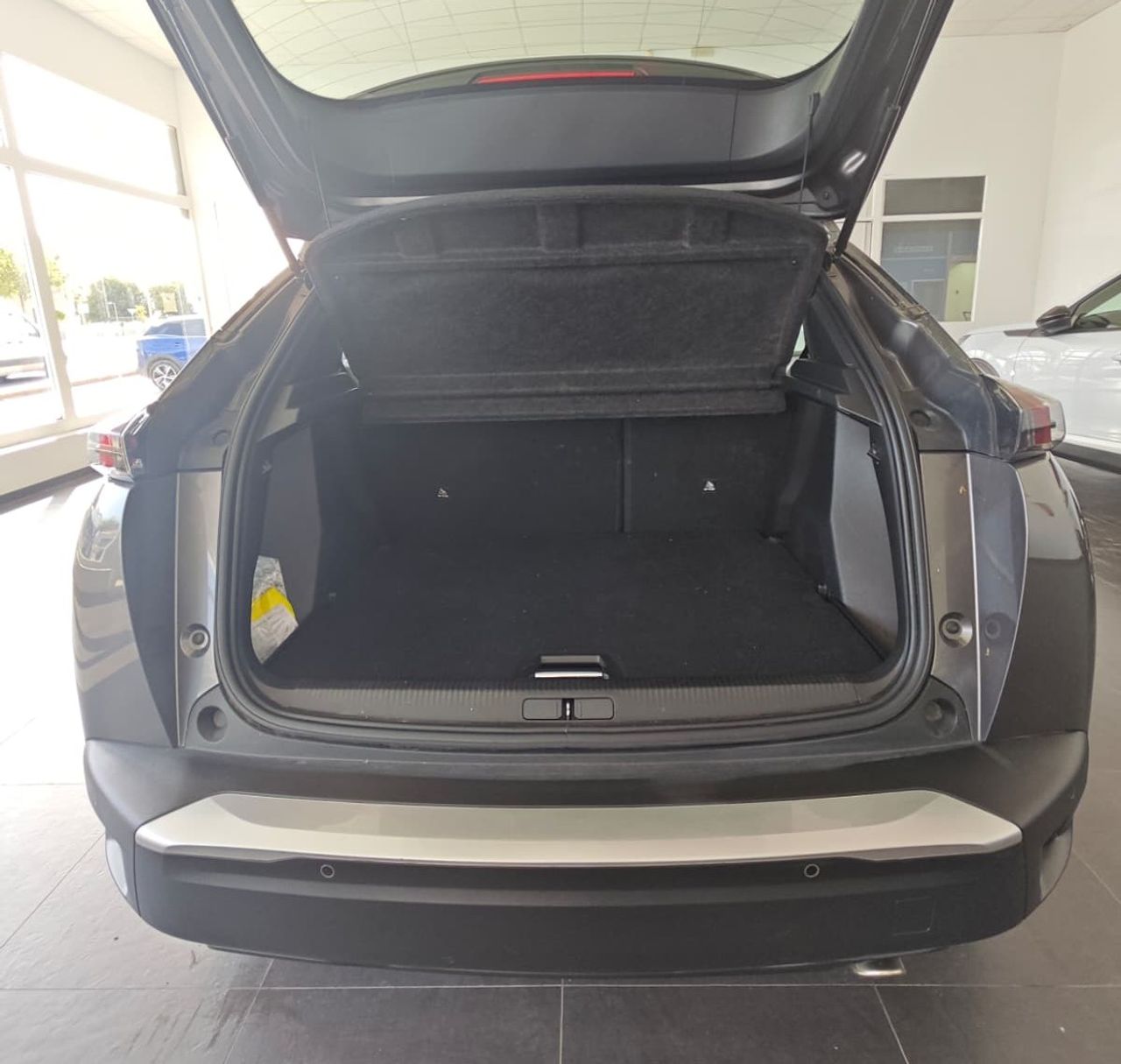 Peugeot 2008 Allure BlueHDi 110 - Foto 2