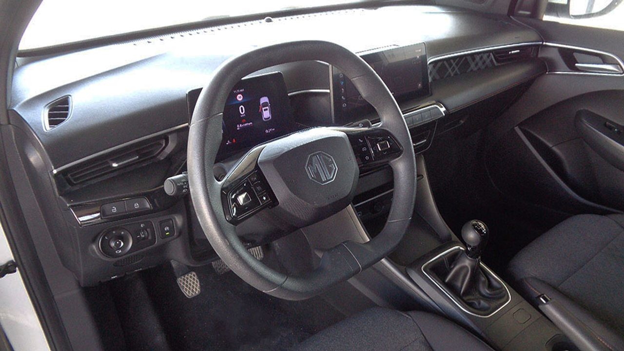 MG MG3 COMFORT 1.5 116CV - Foto 2