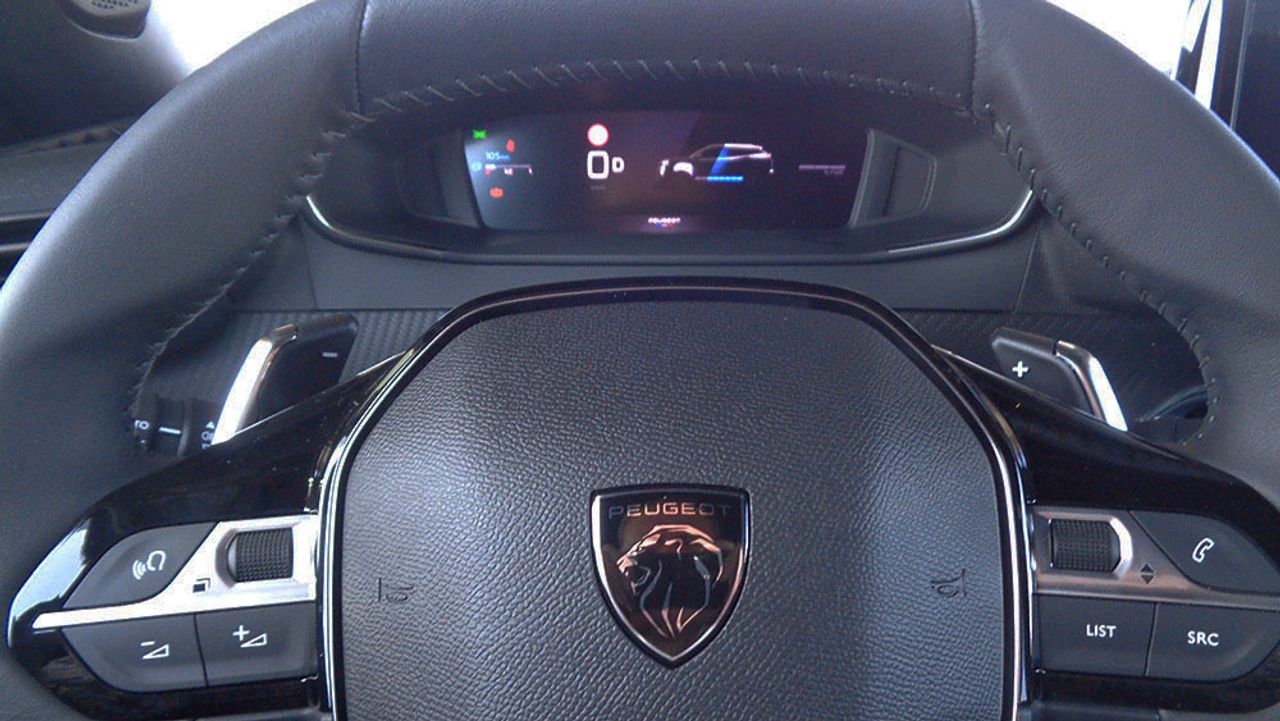 Peugeot 2008 Allure Hybrid 145 e-DCS6 - Foto 2
