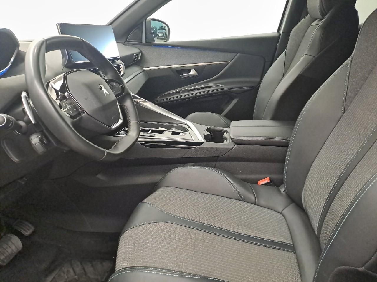 Peugeot 3008 Allure Pack 130CV Automático - Foto 2