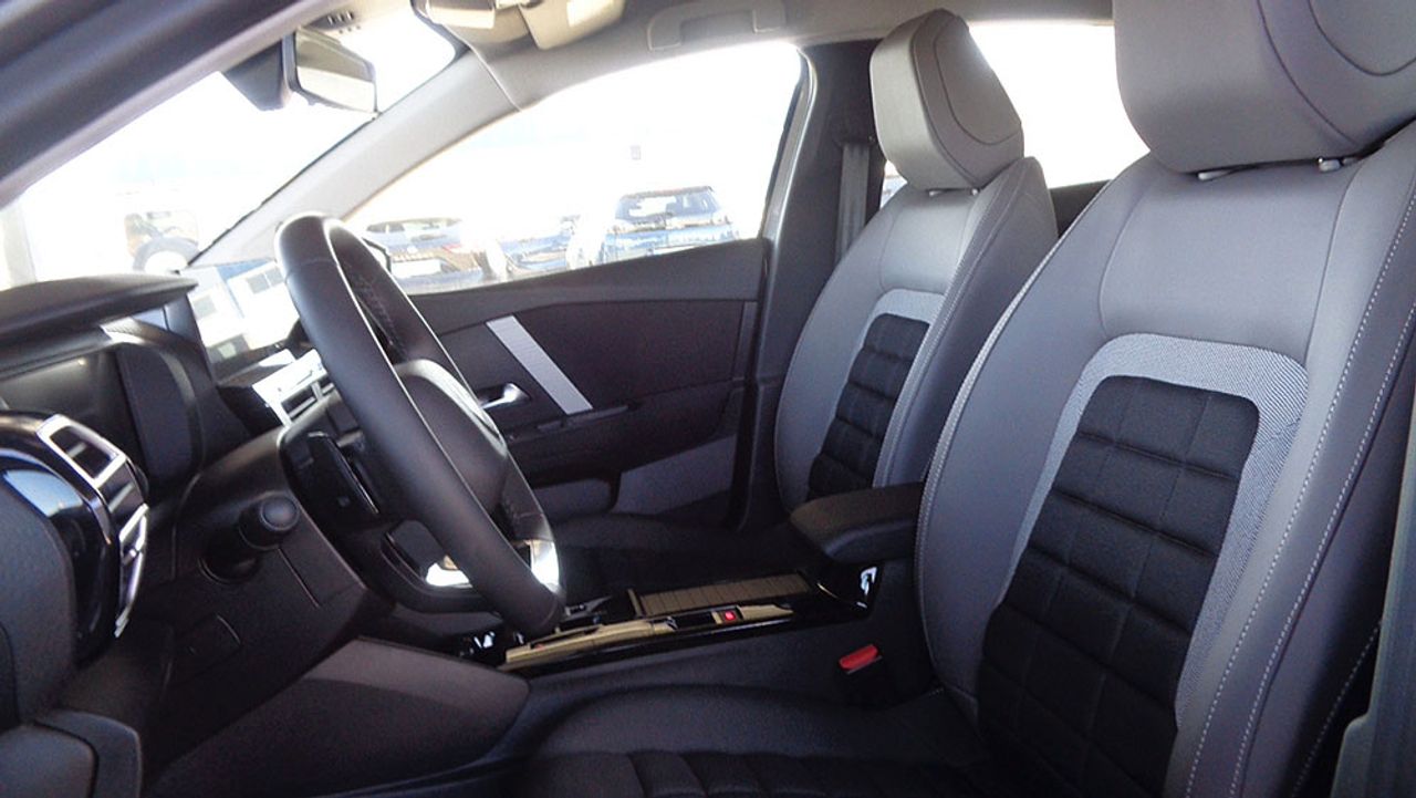 Citroën C4 Hybrid Business Edition 145CV eDCS6 - Foto 2