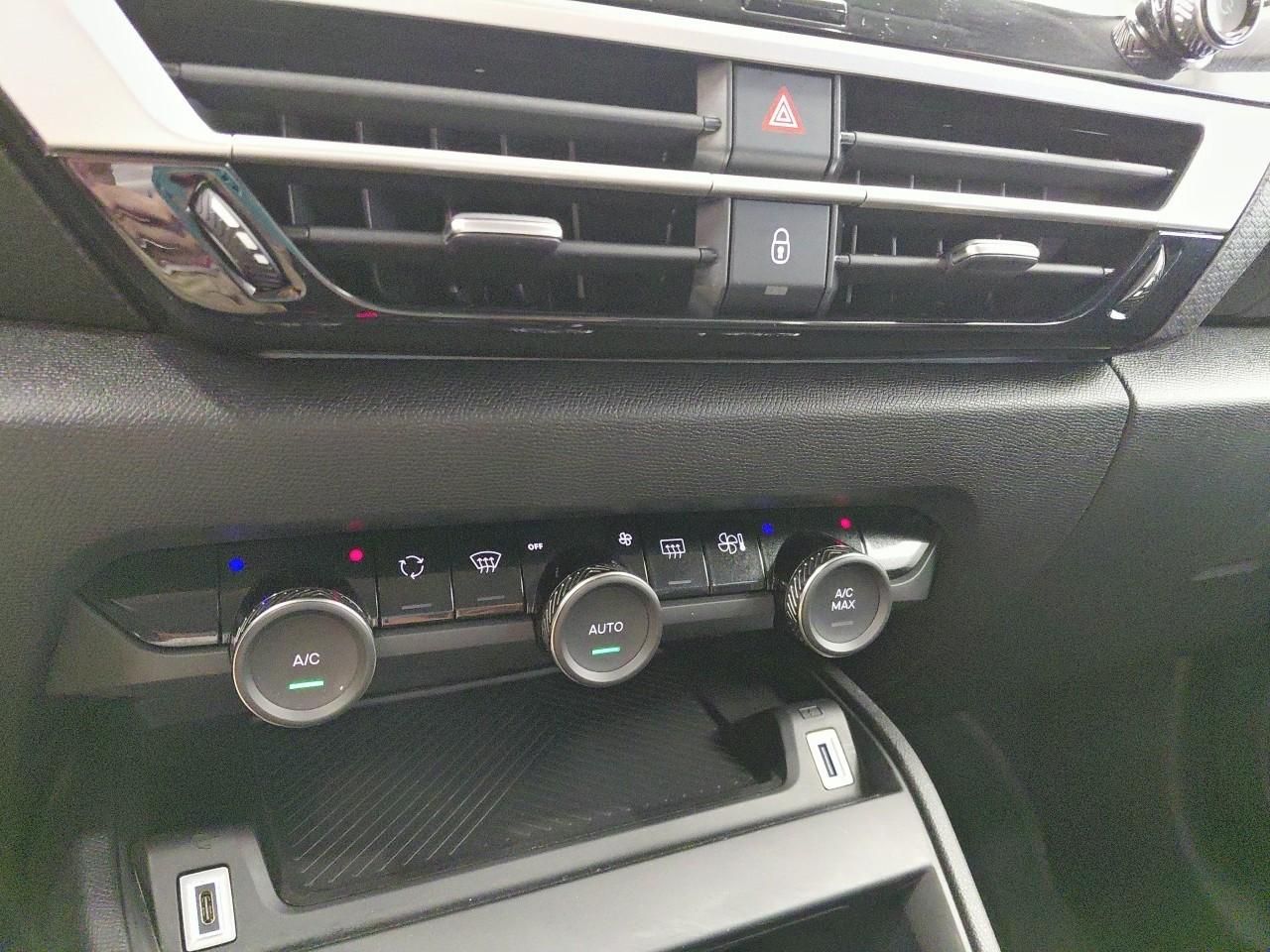 Citroën C4 Hybrid 145 CV Business Edition - Foto 2