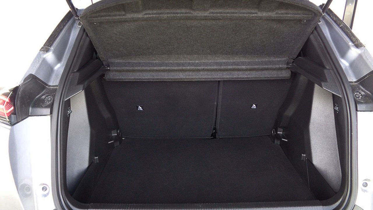 Peugeot 2008 Allure Hybrid 145 e-DCS6 - Foto 2