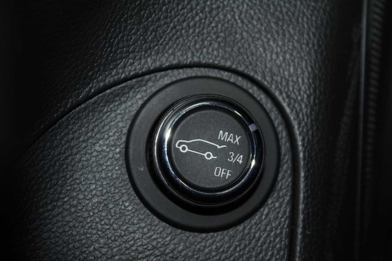 opel astra 2018 / foto grande (3)