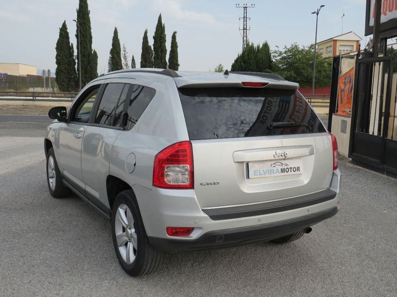 Jeep Compass 2.2 CRD Limited 4x4 163 CV  - Foto 10