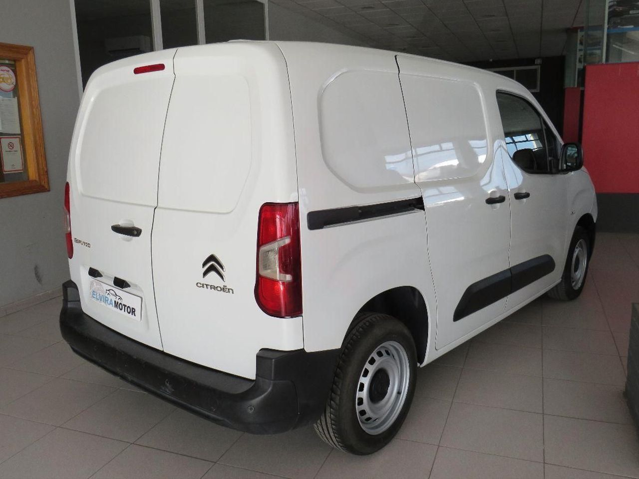 Citroën Berlingo Talla M BlueHDi 100 CONTROL  - Foto 18