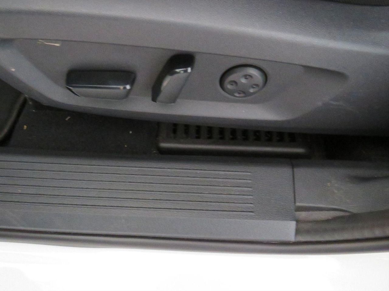 Nissan Qashqai DIGT 116 kW 160 CV E6D DCT ACENTA  - Foto 32