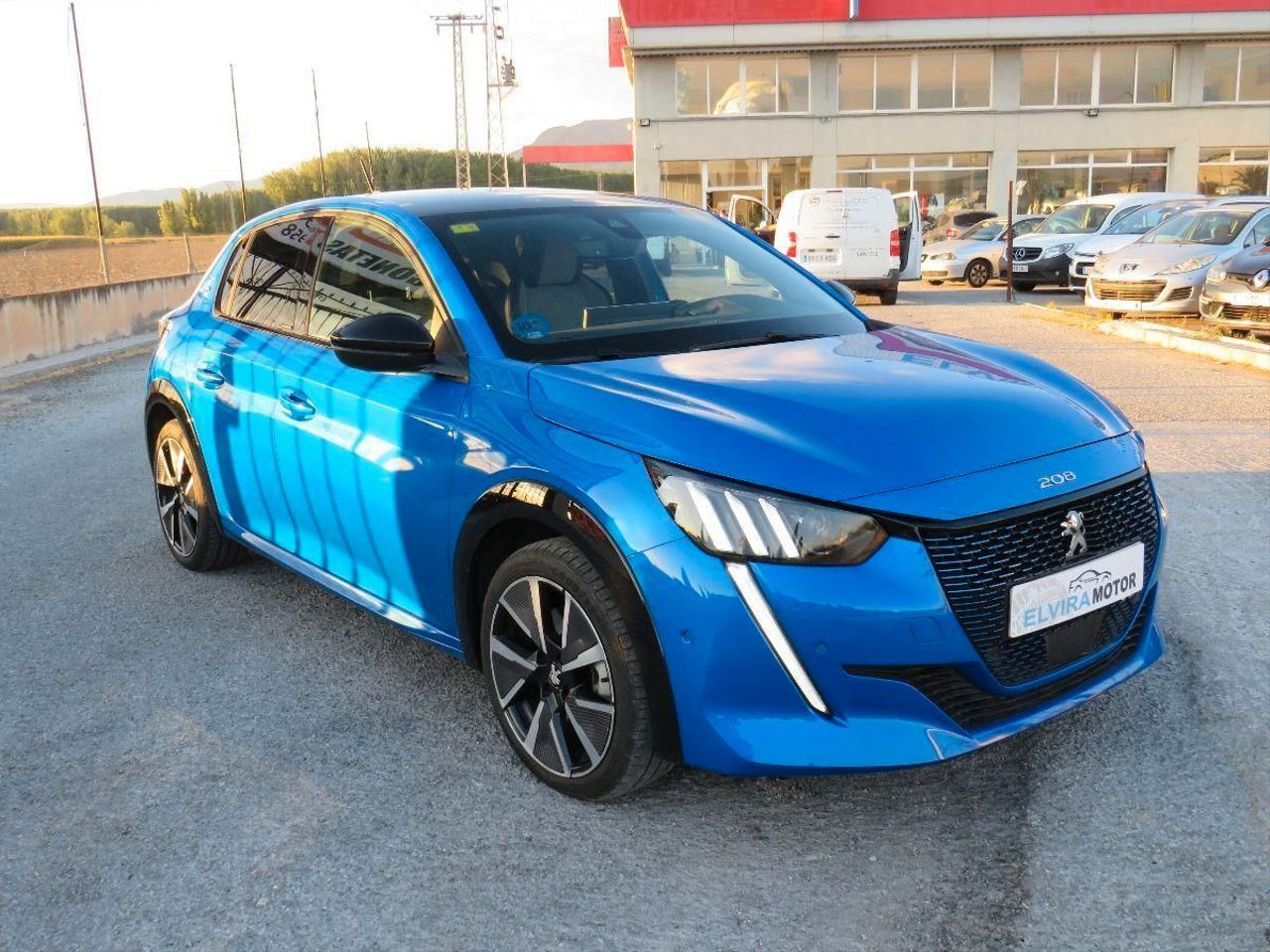 Peugeot e-208 Electrico GT Line  - Foto 21