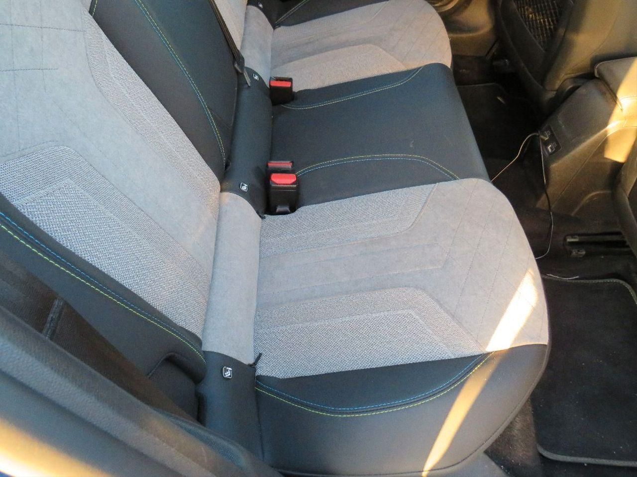 Peugeot e-208 Electrico GT Line  - Foto 9