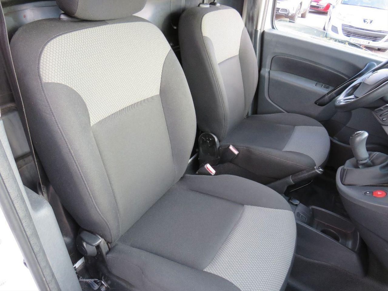 Renault Kangoo Maxi 2p Blue dCi 70 kW 95CV  - Foto 12