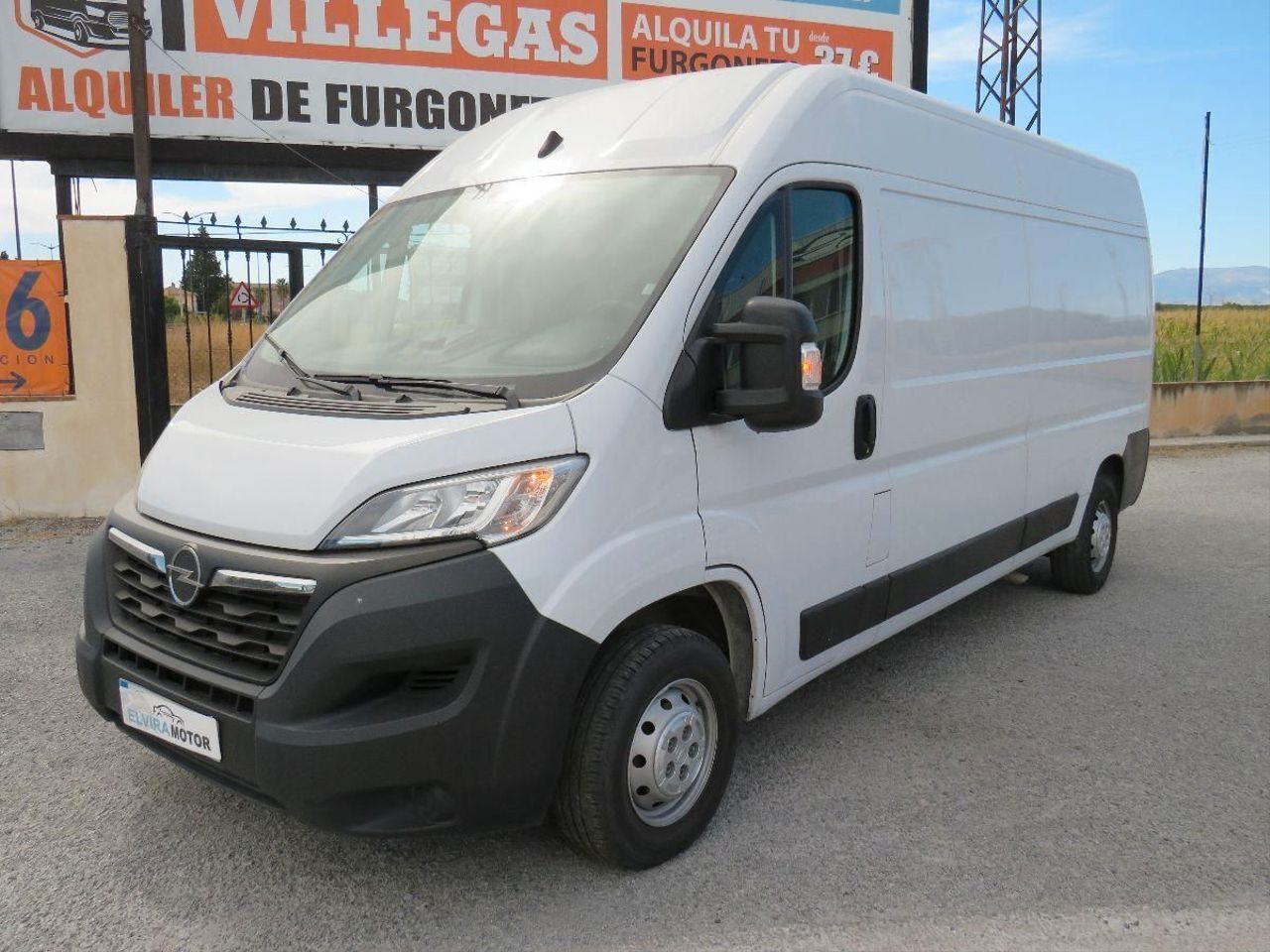 Citroën Jumper BlueHDi 103KW 140CV Furgon 35L3H3  - Foto 3