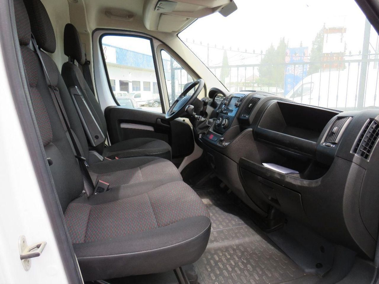 Citroën Jumper BlueHDi 103KW 140CV Furgon 35L3H3  - Foto 11