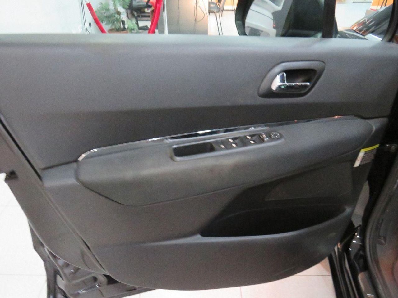 Peugeot 5008 Allure 1.6 BlueHDi 120 FAP  - Foto 20