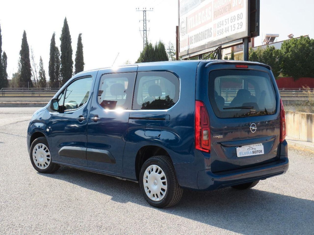 Opel Combo Cargo 1.5 TD 75kW 100CV D.Cab XL H1 1000kg  - Foto 3