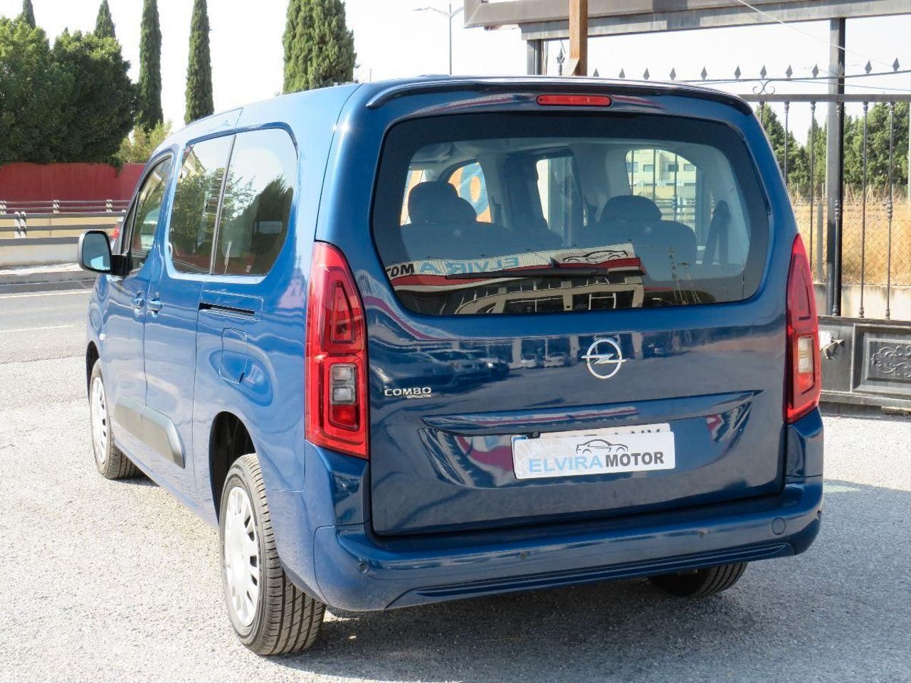 Opel Combo Cargo 1.5 TD 75kW 100CV D.Cab XL H1 1000kg  - Foto 30