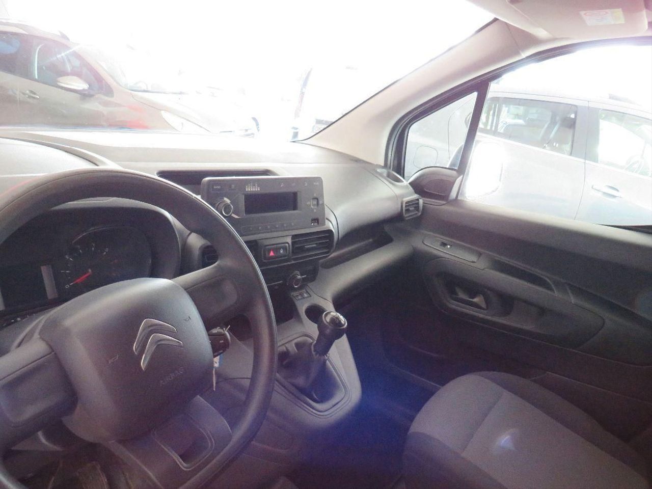 Citroën Berlingo Doble Cab. Talla XL BlueHDi 100 CONTROL  - Foto 18