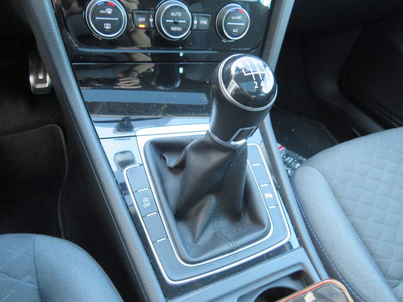 Volkswagen Golf Life 2.0 TDI 110 kW (150 CV) - Foto 23