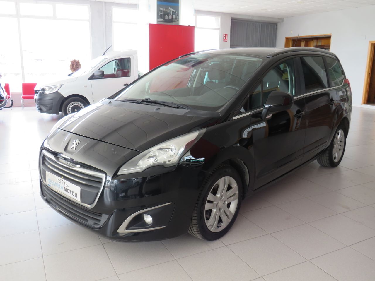 Peugeot 5008 1.6 hdi 120cv allure - Foto 30