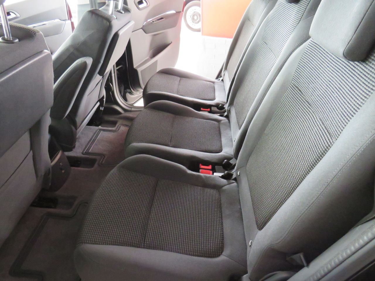 Peugeot 5008 1.6 hdi 120cv allure - Foto 19