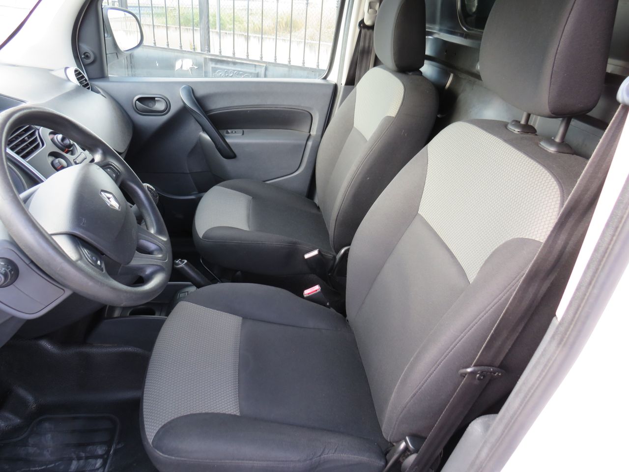 Renault Kangoo Combi Zen Blue dCi 70 kW (95 CV) - Foto 17
