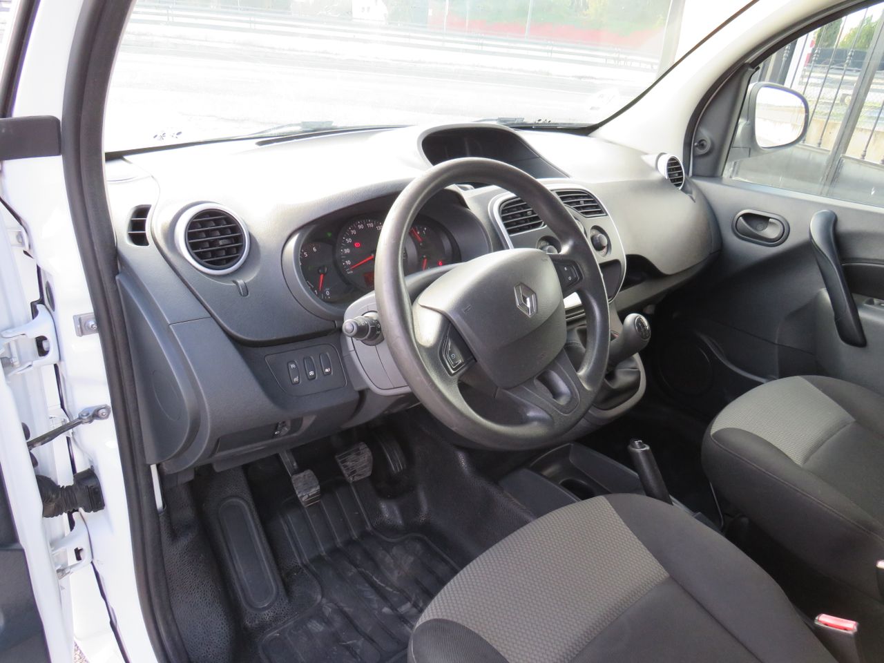 Renault Kangoo Combi Zen Blue dCi 70 kW (95 CV) - Foto 18