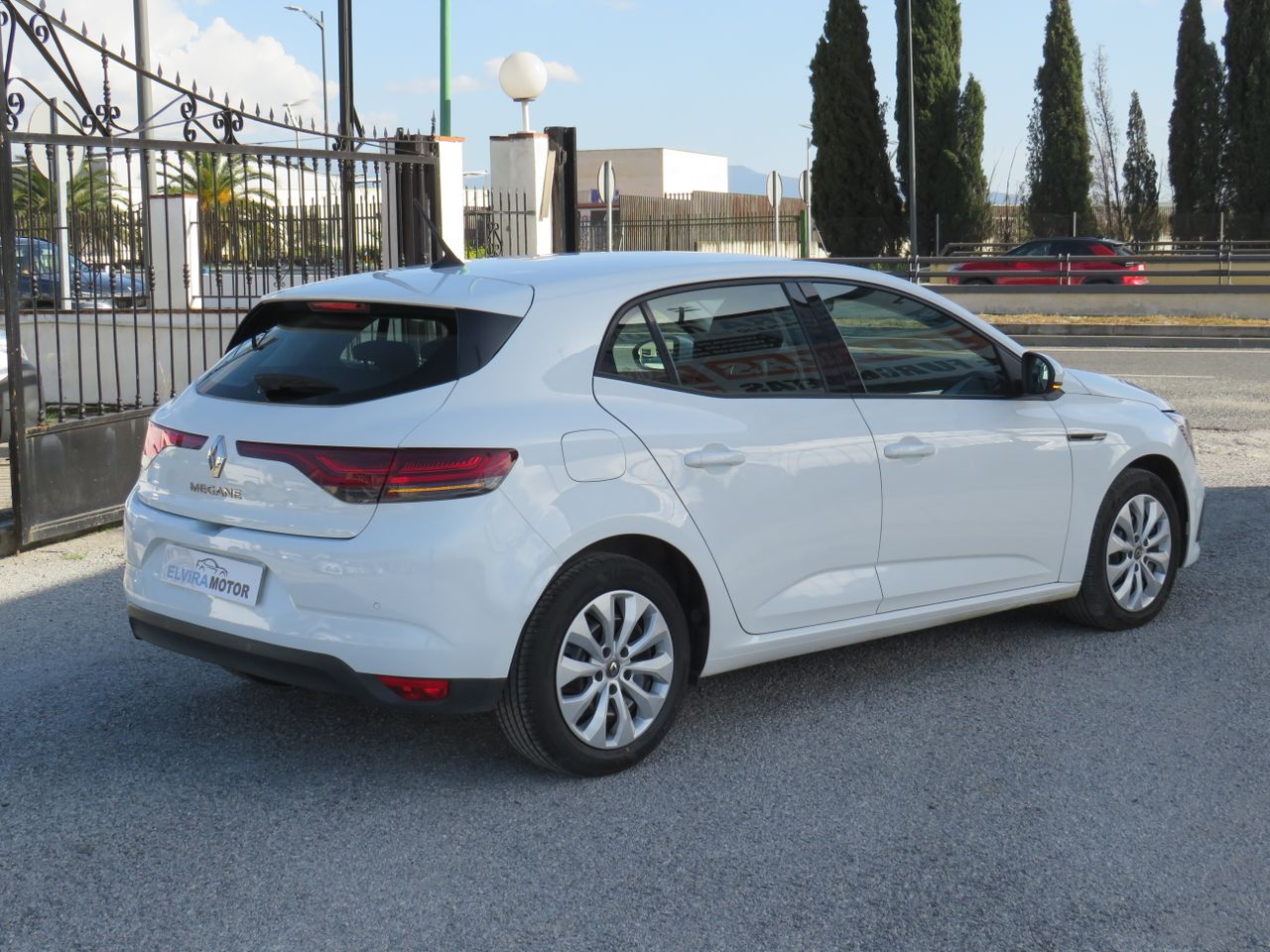 Renault Megane Mégane Berlina Life Blue dCi 85 kW (115 CV) - Foto 8