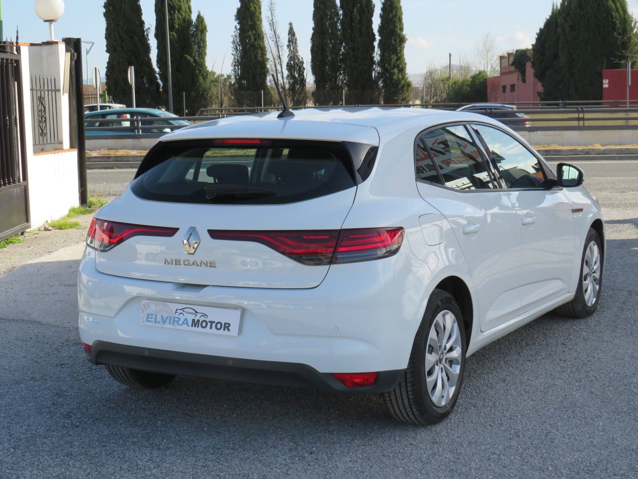 Renault Megane Mégane Berlina Life Blue dCi 85 kW (115 CV) - Foto 9