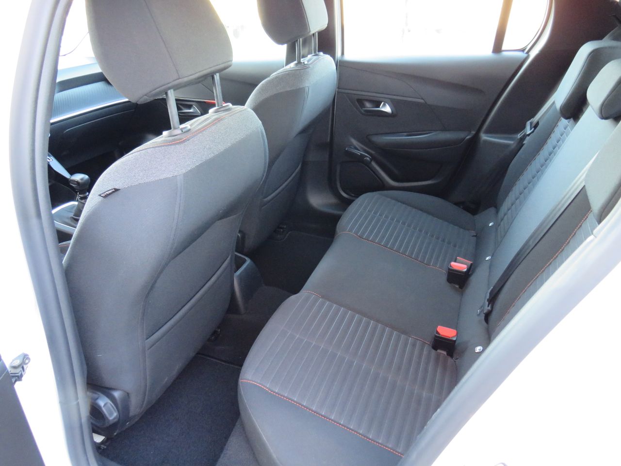 Peugeot 208 208 HDI 100 CV ACTIVE - Foto 16