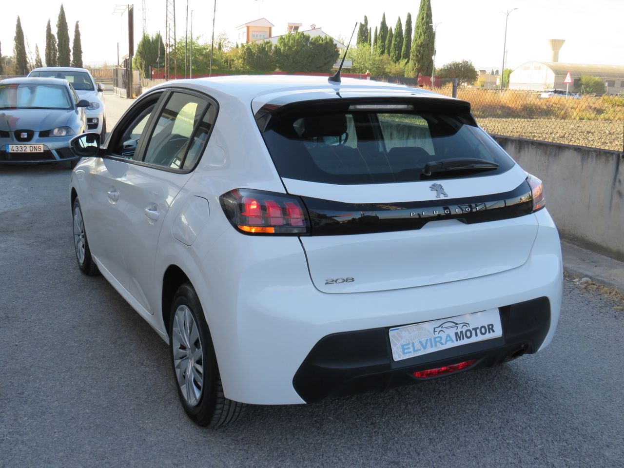 Peugeot 208 208 HDI 100 CV ACTIVE - Foto 9