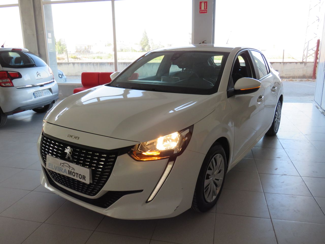 Peugeot 208 208 HDI 100 CV ACTIVE - Foto 32