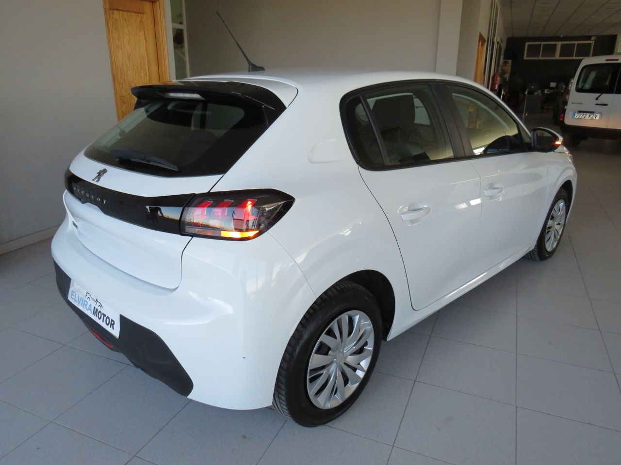 Peugeot 208 208 HDI 100 CV ACTIVE - Foto 30