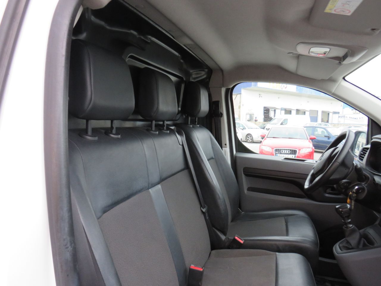 Opel Vivaro 1.5 DCI 120CV - Foto 19