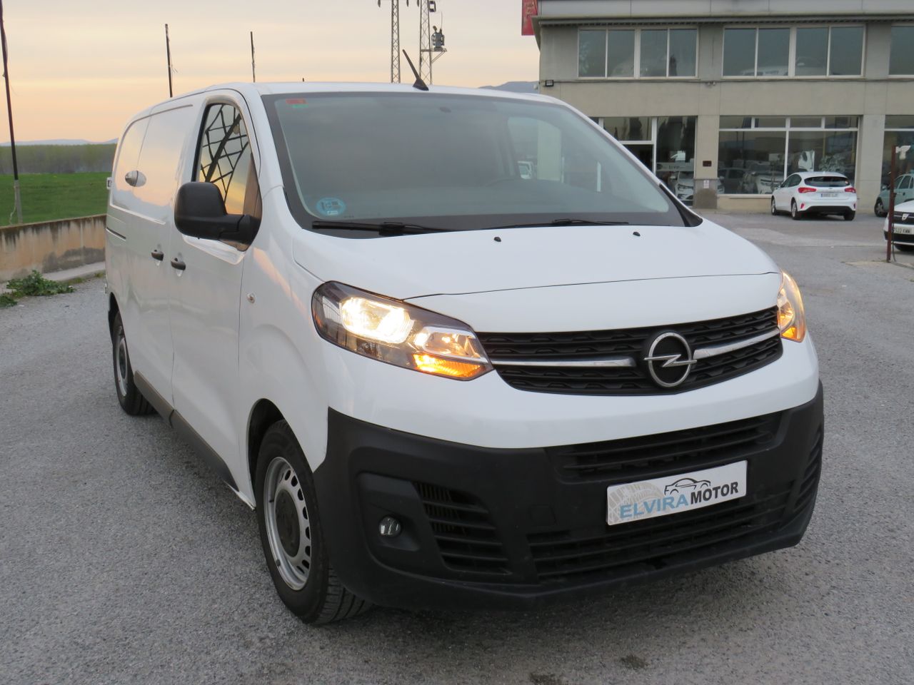 Opel Vivaro 1.5 DCI 120CV - Foto 13