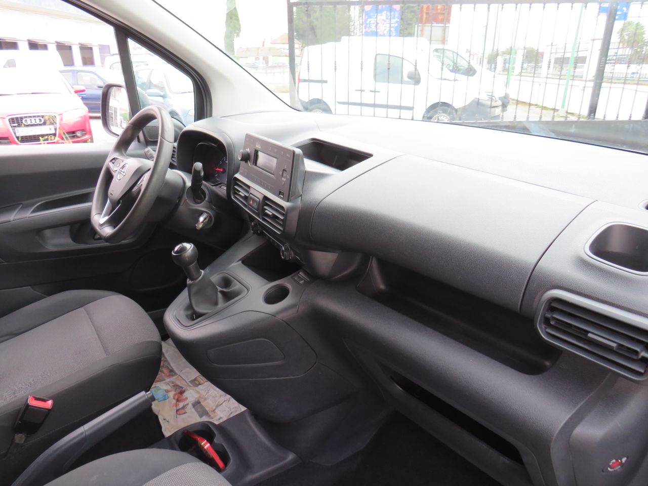 Opel Combo Cargo Combo Life Edition Plus L 1.5 TD 75 kW (100 CV) Start/Stop - Foto 11