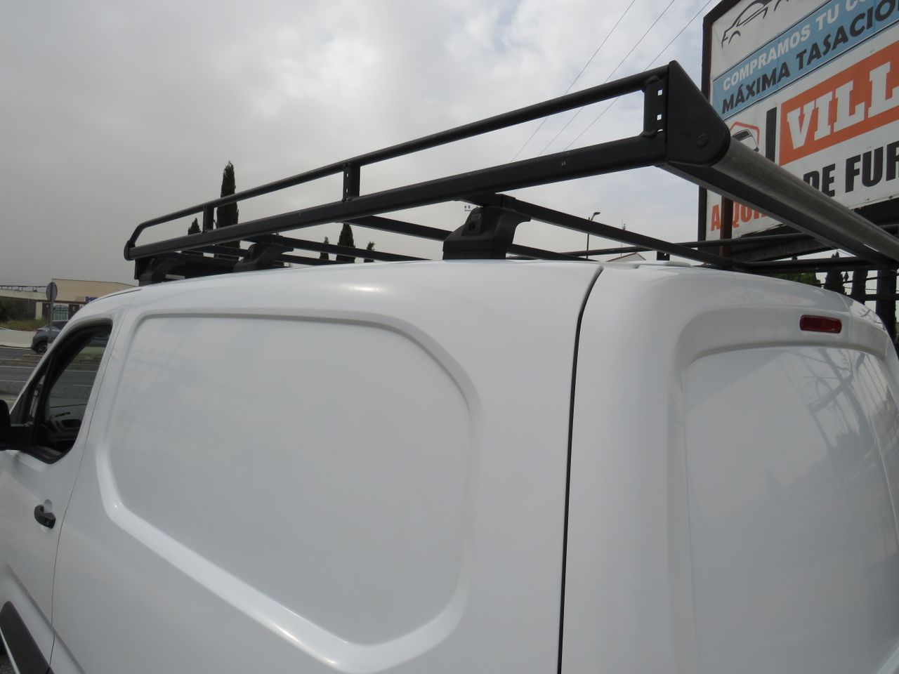 Opel Combo Cargo Combo Life Edition Plus L 1.5 TD 75 kW (100 CV) Start/Stop - Foto 13