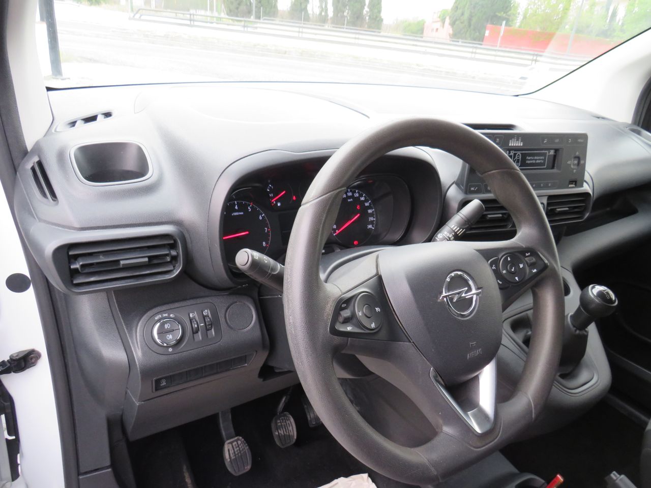 Opel Combo Cargo Combo Life Edition Plus L 1.5 TD 75 kW (100 CV) Start/Stop - Foto 15