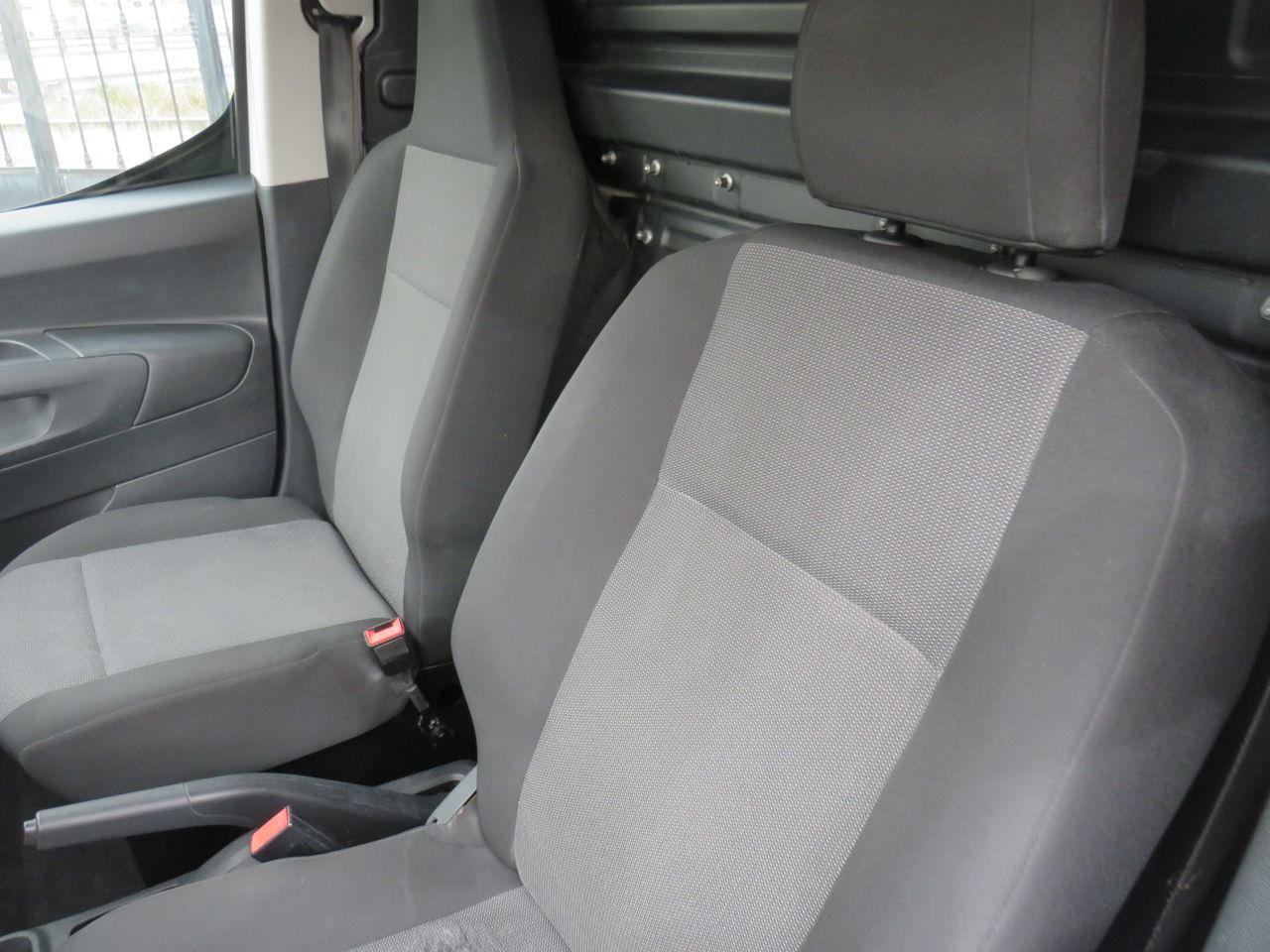 Opel Combo Cargo Combo Life Edition Plus L 1.5 TD 75 kW (100 CV) Start/Stop - Foto 14