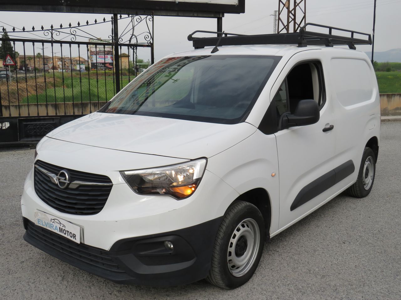 Opel Combo Cargo Combo Life Edition Plus L 1.5 TD 75 kW (100 CV) Start/Stop - Foto 23