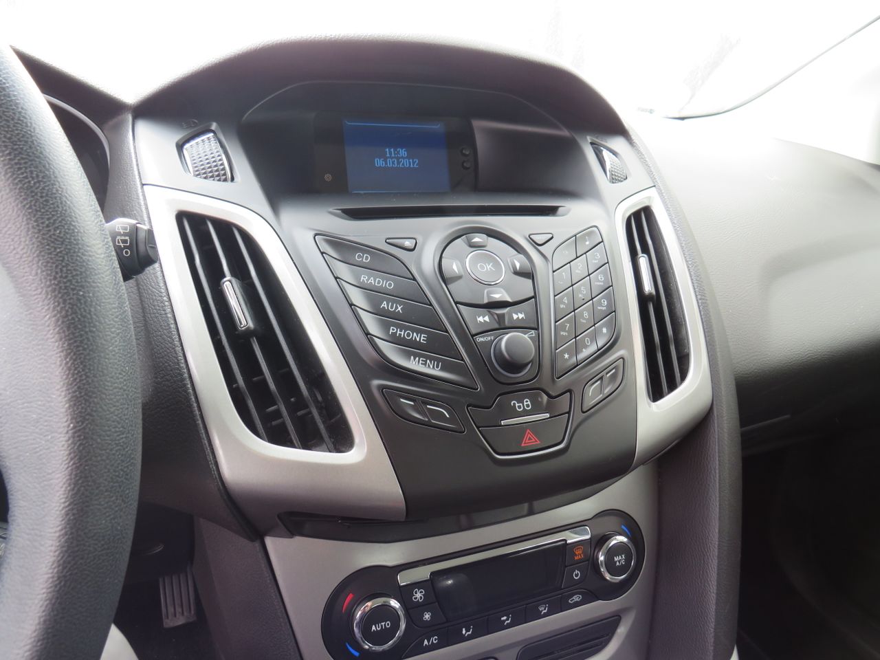 Ford Focus Sedan Trend 1.6 Ti-VCT 105 CV - Foto 19