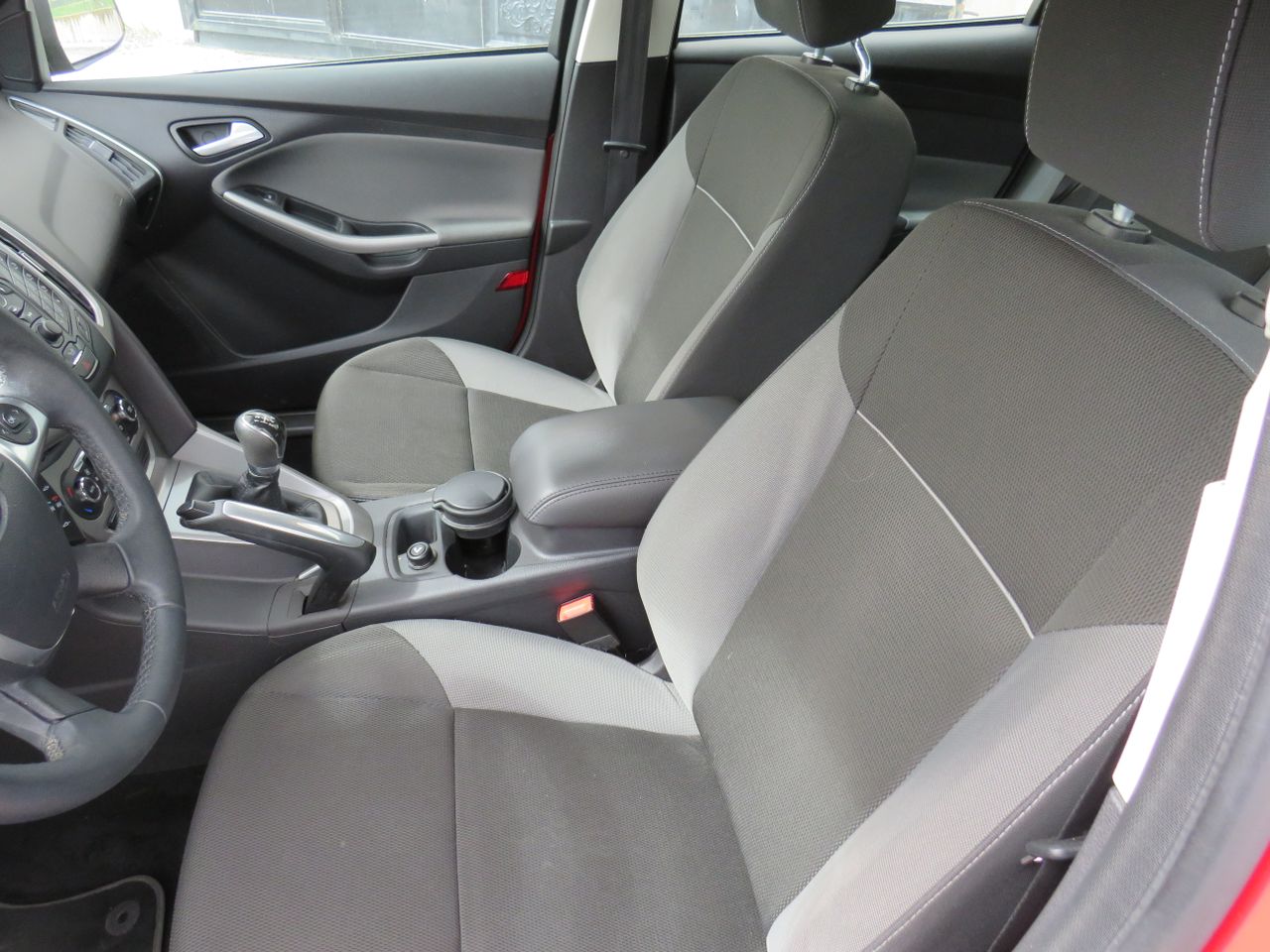 Ford Focus Sedan Trend 1.6 Ti-VCT 105 CV - Foto 16