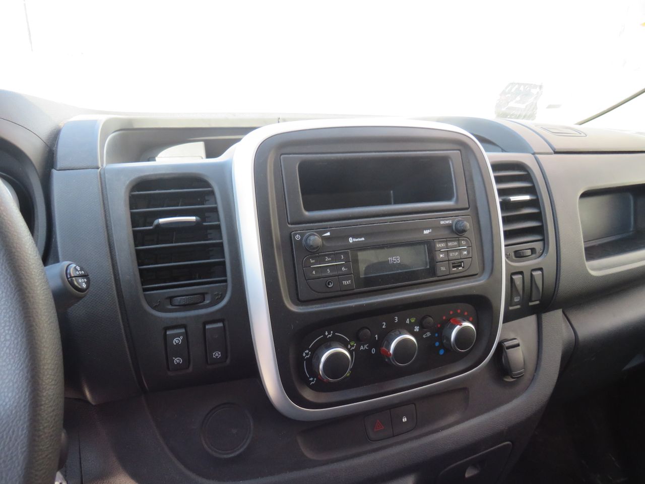 Renault Trafic SpaceClass Largo Energy dCi 92 kW (125 CV) Twin Turbo - Foto 17