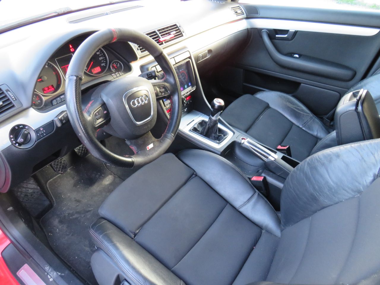 Audi A4 2.0 TDI 143CV - Foto 17