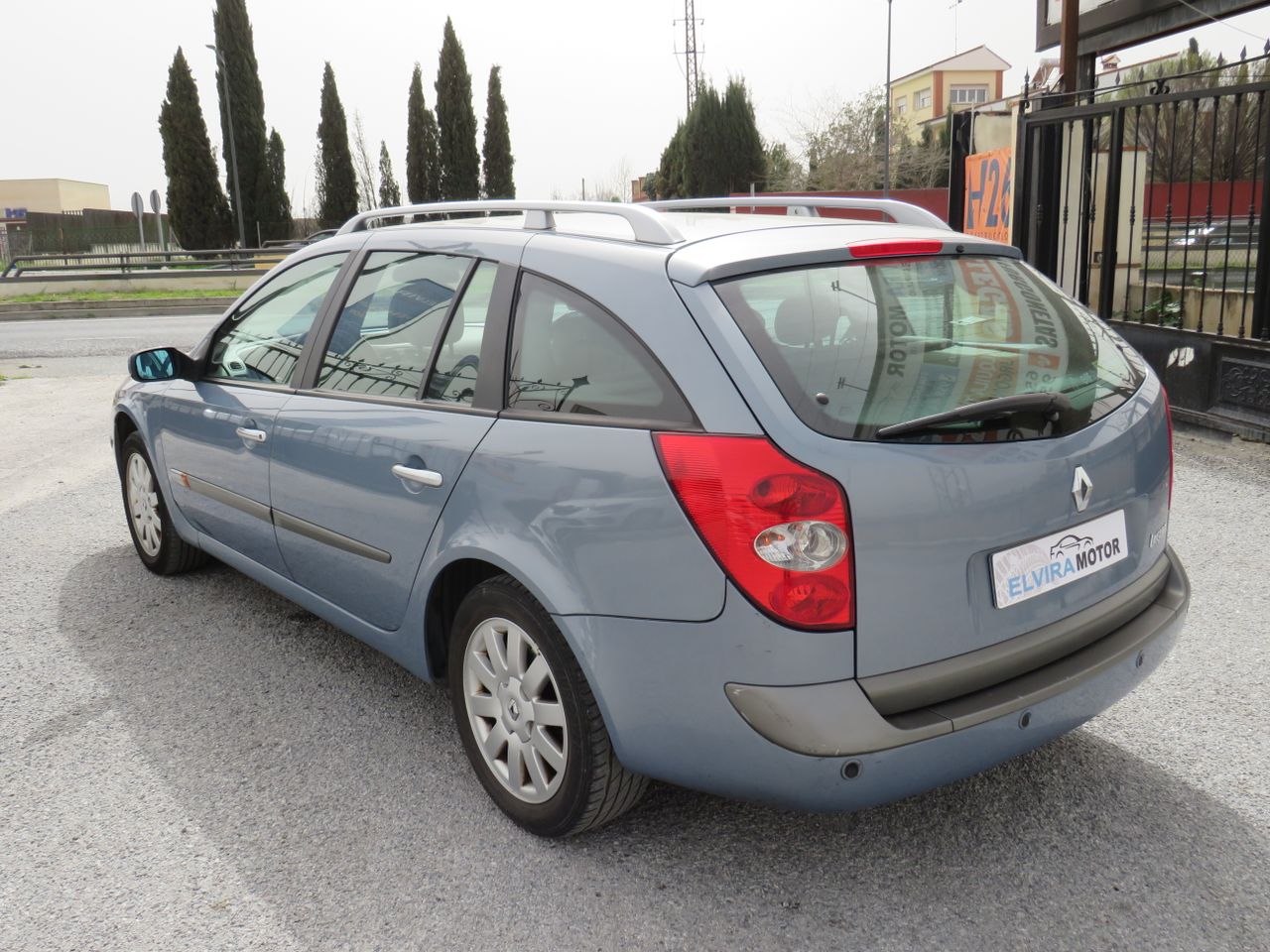 Renault Laguna GRAN TOUR 120CV - Foto 8