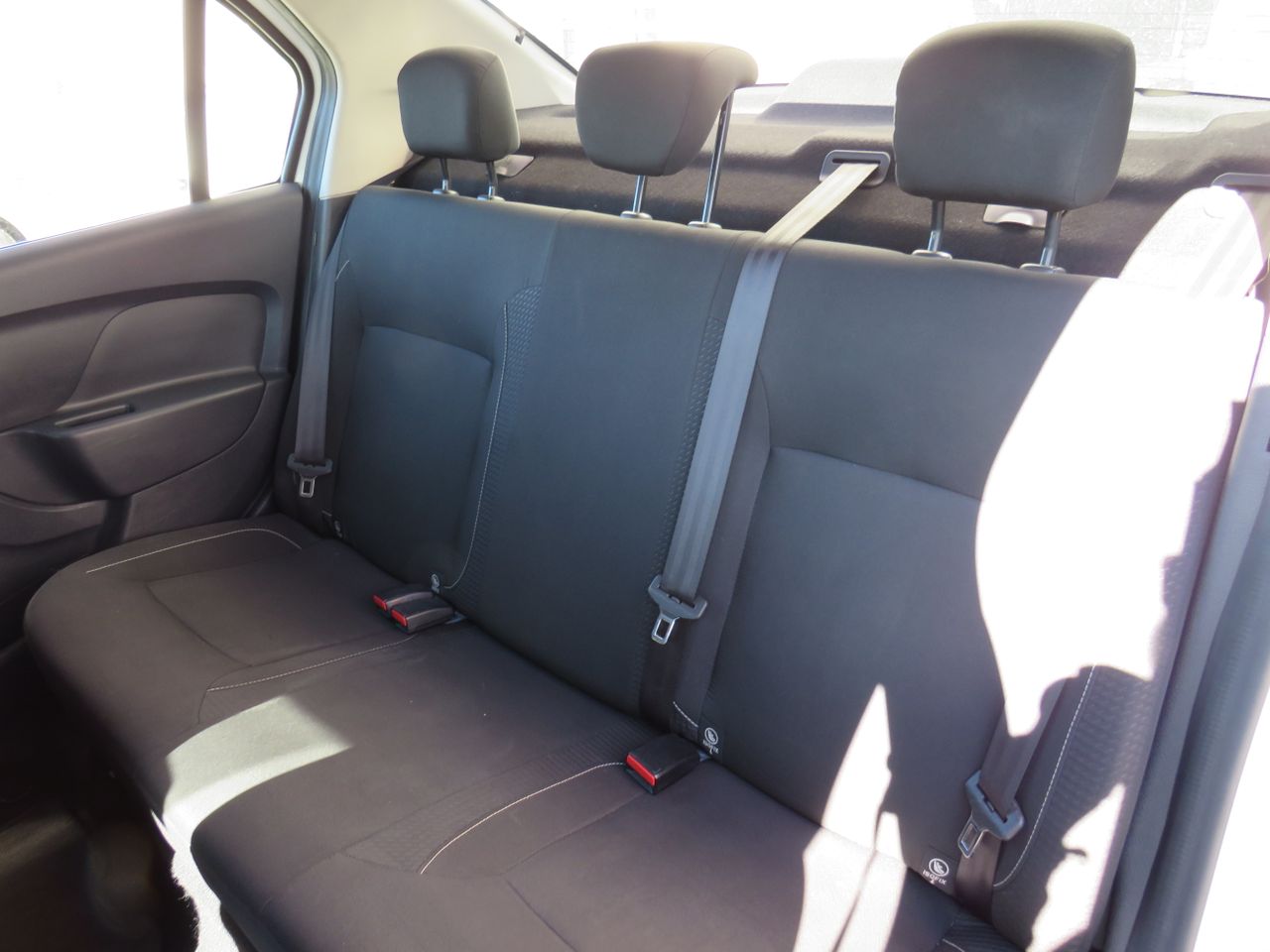 Dacia Logan 1.0 75CV - Foto 8