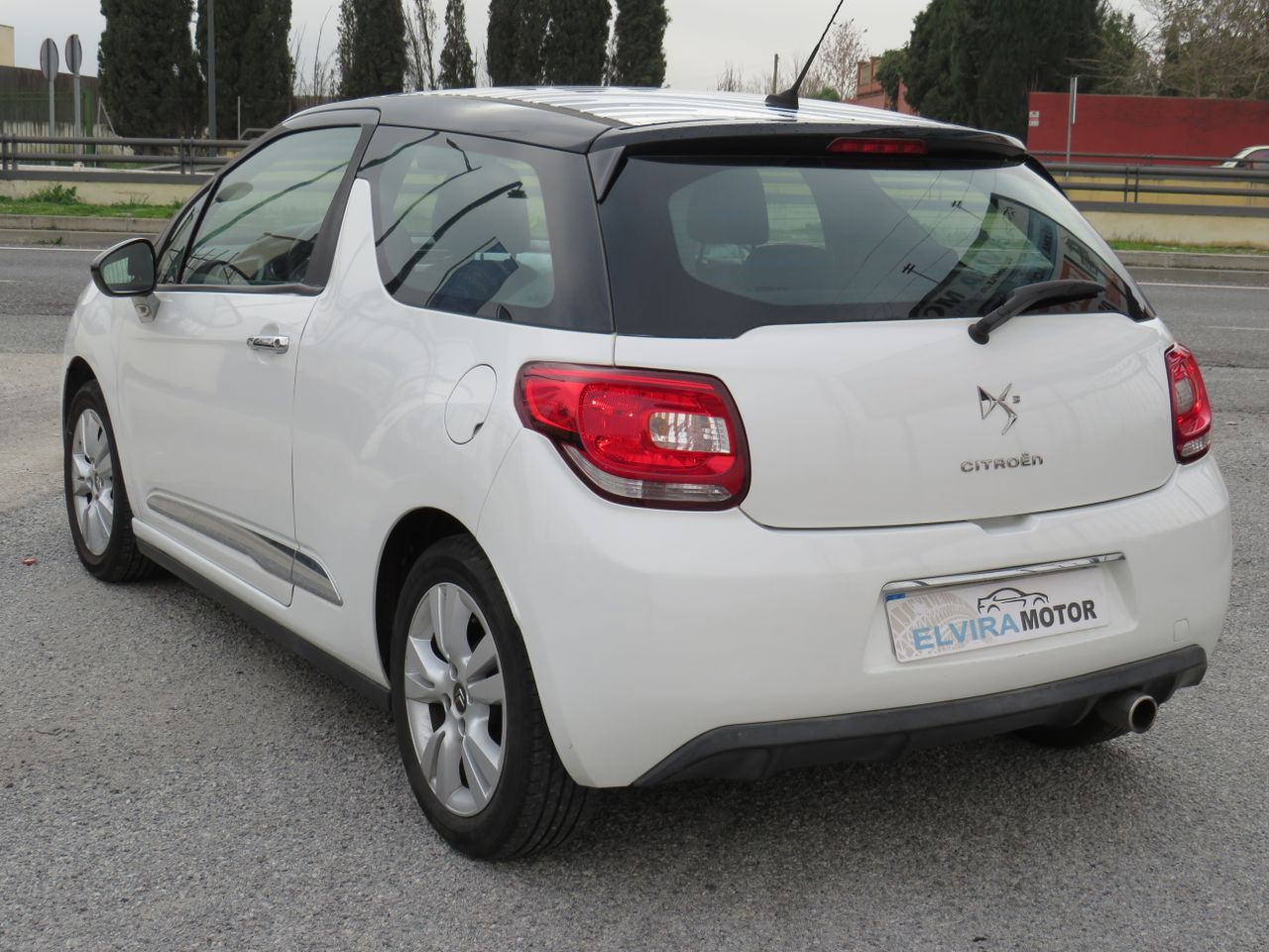 Citroën DS3 Urban Shot HDi 70 - Foto 3